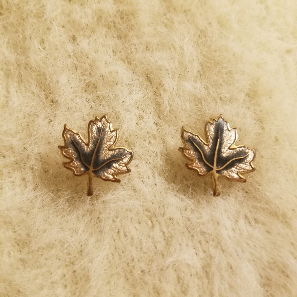 Maple Leaf earrings